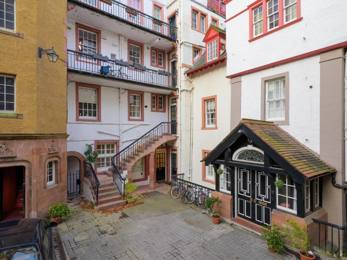 Pass The Keys Historic Ramsay Garden Apt With Balcony Views Edynburg Zewnętrze zdjęcie